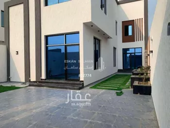 فيلا للبيع في شارع مارية القبطية, حي الورود, مدينة صامطه, منطقة جازان صورة 3