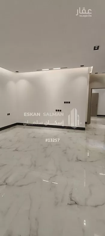 دور للبيع في شارع رقم 101, حي الندوة, مدينة الرياض, منطقة الرياض صورة 5