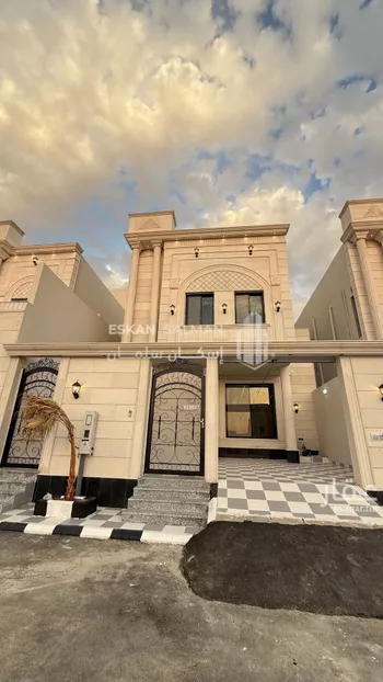 فيلا للبيع في شارع عبدالملك الالبيري, حي الرحبة, مدينة امارة منطقة مكة المكرمة - الطائف, منطقة مكة المكرمة