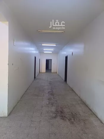 عمارة للإيجار في شارع وادي الساحل, حي الرمال, مدينة الرياض, منطقة الرياض صورة 3