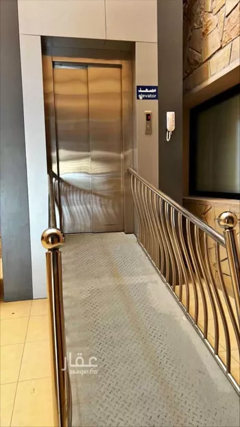 عمارة للإيجار في شارع الملك عبدالعزيز, حي البديعة, مدينة البكيريه, منطقة القصيم صورة 2