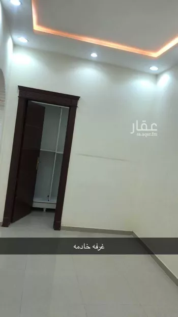 فيلا للإيجار في شارع عبداللطيف بن حمد الجبر, حي النظيم, مدينة الرياض, منطقة الرياض صورة 3
