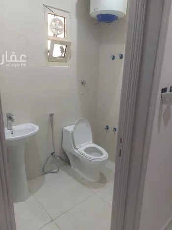 شقة للإيجار في شارع عبدالله الدينوري, حي الملك فيصل, مدينة الرياض, منطقة الرياض صورة 2