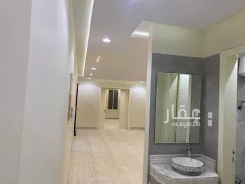 دور للبيع في شارع عاقل بن حبيب ، حي عكاظ ، الرياض ، منطقة الرياض صورة 4