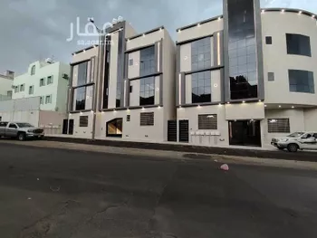 شقة للبيع في شارع بنو كنانة, حي الصفاء, مدينة ابها, منطقة عسير