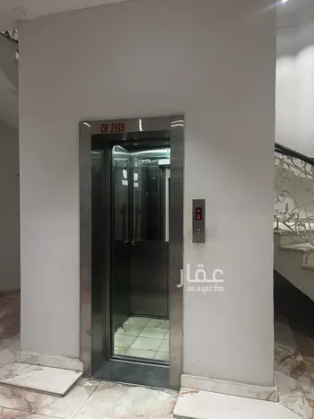 شقة للإيجار في شارع جرير بن عبدالله البجلي, حي مغرزات, مدينة الرياض, منطقة الرياض صورة 5