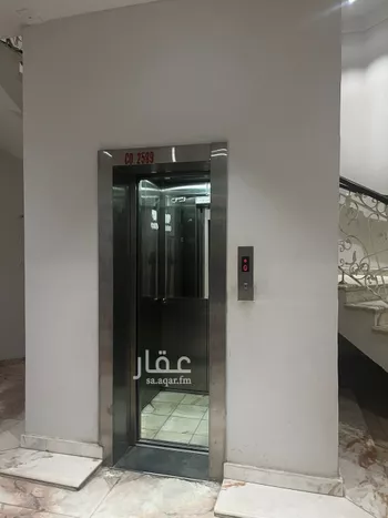 شقة للإيجار في شارع جرير بن عبدالله البجلي, حي مغرزات, مدينة الرياض, منطقة الرياض صورة 2