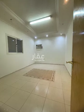 شقة للإيجار في شارع زيد البغدادي, حي الوزارات, مدينة الرياض, منطقة الرياض صورة 4