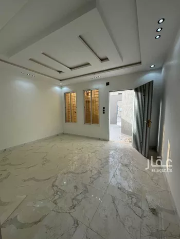 دور للبيع في شارع أبي القاسم التغلبي, حي بدر, مدينة الرياض, منطقة الرياض صورة 3