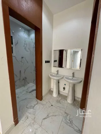 دور للبيع في شارع أبي القاسم التغلبي, حي بدر, مدينة الرياض, منطقة الرياض صورة 4