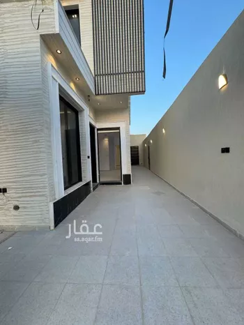 دور للبيع في شارع اكمل القرشي, حي بدر, مدينة الرياض, منطقة الرياض صورة 4