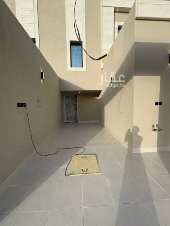 دور للبيع في شارع السخاء, حي بدر, مدينة الرياض, منطقة الرياض صورة 2