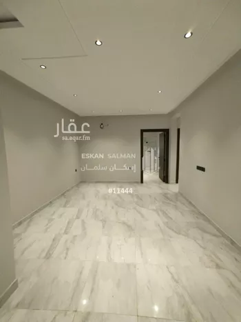 شقة للبيع في شارع إبراهيم النخعي, حي المطار, مدينة جازان, منطقة جازان صورة 4