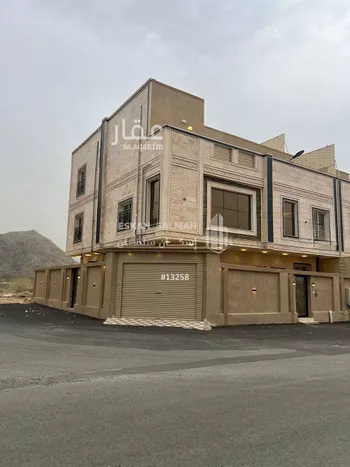 فيلا للبيع في شارع الحسن بن علي, مدينة المخواه, منطقة الباحة صورة 2