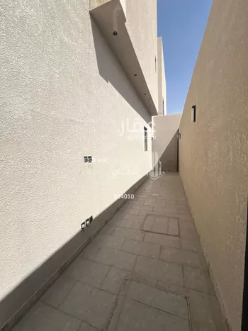 دور للبيع في شارع شارع الصحابه, حي الجنادرية, مدينة الرياض, منطقة الرياض صورة 5