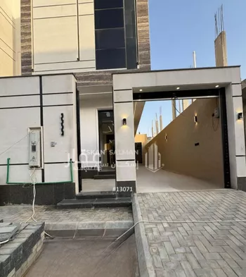 شقة للبيع في شارع عمر ابن حبيب, حي الجنادرية, مدينة الرياض, منطقة الرياض