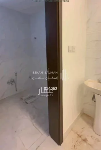 فيلا للبيع في شارع الحسين ابن هيثم, حي الرمال, مدينة بريده, منطقة القصيم صورة 5