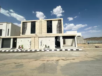 فيلا للبيع في شارع عبدالوهاب ابن سكينة, حي الرحبة, مدينة امارة منطقة مكة المكرمة - الطائف, منطقة مكة المكرمة صورة 4