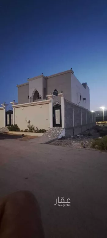 فيلا للبيع في طريق الملك فهد ، حي غرناطة ، بقيق ، بقيق