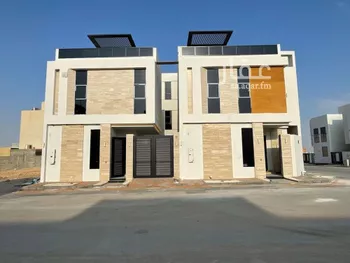 فيلا للبيع في شارع شارع ابن أبي الشكر الفلكي, حي المهدية, مدينة الرياض, منطقة الرياض صورة 4