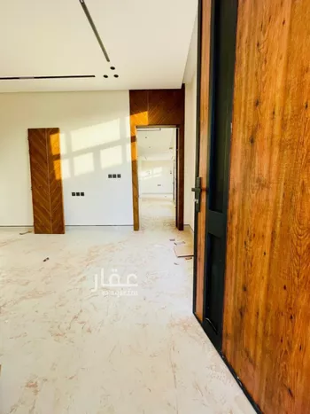 فيلا للبيع في شارع زينب بنت أبي سلمة, حي المهدية, مدينة الرياض, منطقة الرياض صورة 4