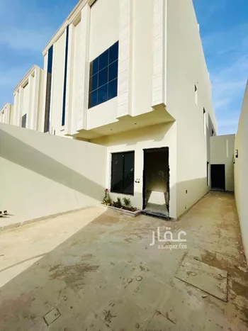 دور للبيع في شارع أحمد البجلي, حي طويق, مدينة الرياض, منطقة الرياض صورة 2