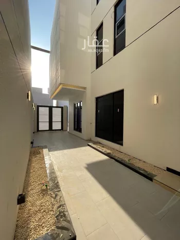 فيلا للبيع في شارع شارع ابن أبي الشكر الفلكي, حي المهدية, مدينة الرياض, منطقة الرياض صورة 5