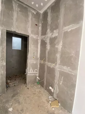 فيلا للبيع في شارع ابن الصاحب, حي الورود, مدينة الخرج, منطقة الرياض صورة 3