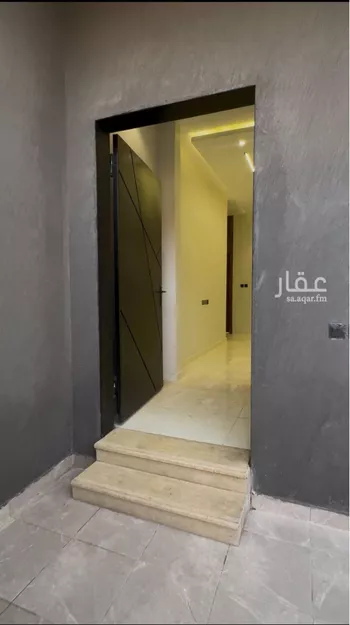 دور للبيع في شارع الفواز ، حي عكاظ ، الرياض ، منطقة الرياض صورة 2