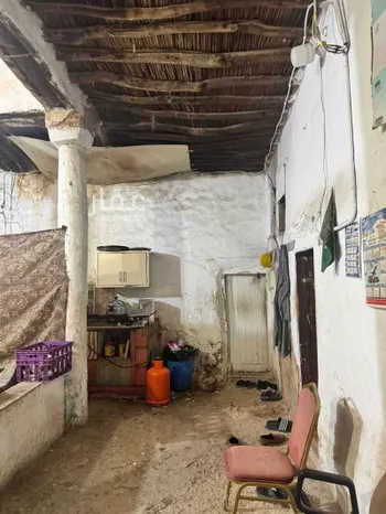 دور للبيع في شارع محمد بن وهيب, حي الديرة, مدينة الرياض, منطقة الرياض صورة 4