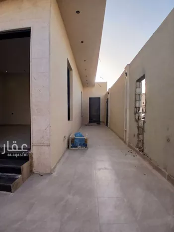 دور للبيع في شارع احمد بن الخطاب, حي طويق, مدينة الرياض, منطقة الرياض صورة 5