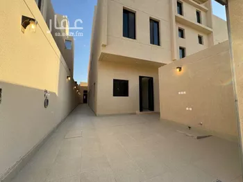 دور للبيع في شارع الشيخ عمر حمدان, حي العوالي, مدينة الرياض, منطقة الرياض صورة 2