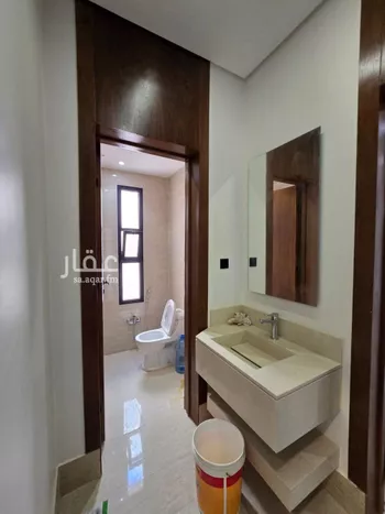 دور للبيع في شارع عمر بن نبيه, حي طويق, مدينة الرياض, منطقة الرياض صورة 2
