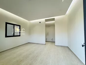 دور للبيع في شارع الشيخ عمر حمدان, حي العوالي, مدينة الرياض, منطقة الرياض صورة 3
