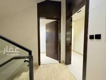 دور للبيع في شارع القاسم الديمرتي, حي بدر, مدينة الرياض, منطقة الرياض صورة 3
