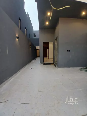 دور للبيع في شارع الزين, حي طويق, مدينة الرياض, منطقة الرياض صورة 4