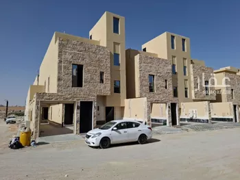 دور للبيع في شارع أحمد بن الحسين المروزي, حي طويق, مدينة الرياض, منطقة الرياض صورة 3