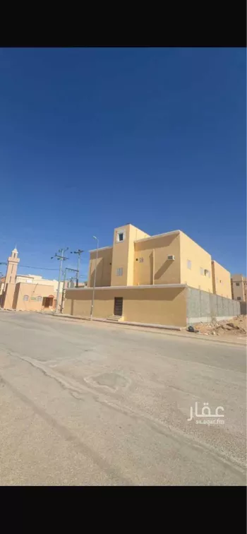 فيلا للبيع في شارع الاثنين ، حي القيروان ، وادي الدواسر ، وادي الدواسر