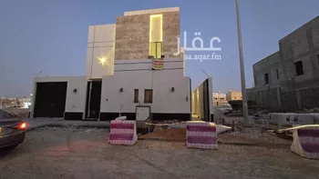 دور للبيع في شارع الوادي الأخضر, حي ديراب, مدينة الرياض, منطقة الرياض