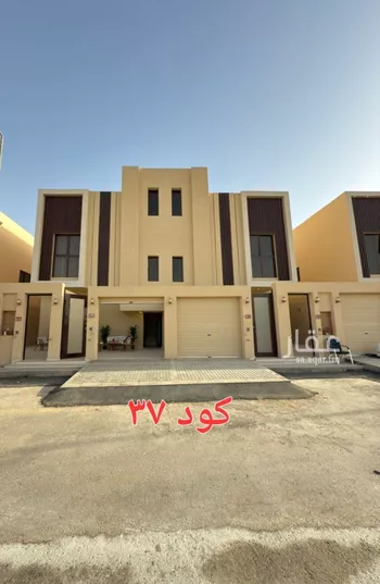 دور للبيع في شارع علي بن هبيرة, حي عكاظ, مدينة الرياض, منطقة الرياض