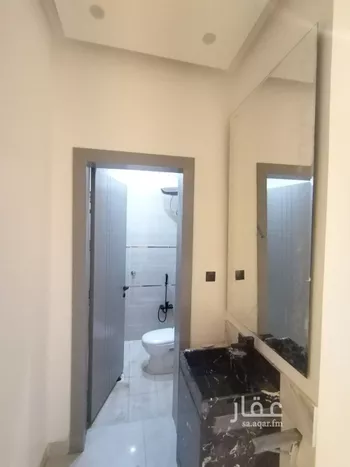 دور للبيع في شارع المؤتمن الساجي, حي بدر, مدينة الرياض, منطقة الرياض صورة 4