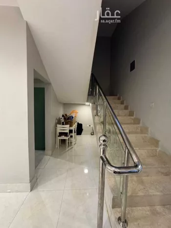 فيلا للبيع في شارع إبراهيم بن حسين, حي المهدية, مدينة الرياض, منطقة الرياض صورة 3