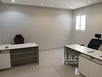 مكتب تجاري للإيجار في شارع الطائف, حي ظهرة لبن, مدينة الرياض, منطقة الرياض صورة 4