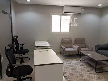 مكتب تجاري للإيجار في شارع الطائف, حي ظهرة لبن, مدينة الرياض, منطقة الرياض