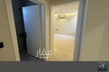 شقة للإيجار في شارع الأمير عبدالله بن سعود بن عبدالله صنيت, حي الصحافة, مدينة الرياض, منطقة الرياض صورة 5