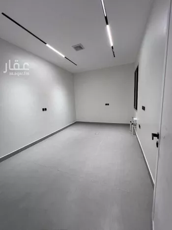 دور للبيع في شارع حائل, حي السلام, مدينة الرياض, منطقة الرياض صورة 5
