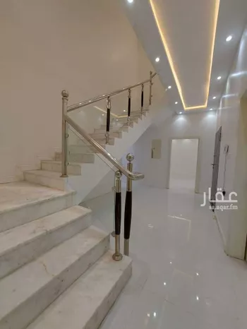فيلا للبيع في شارع نسيرة, حي الغنامية, مدينة الرياض, منطقة الرياض صورة 2