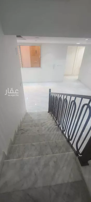 فيلا للبيع في شارع منصور الحنبلي, حي البساتين الشرقي, مدينة بريده, منطقة القصيم صورة 4