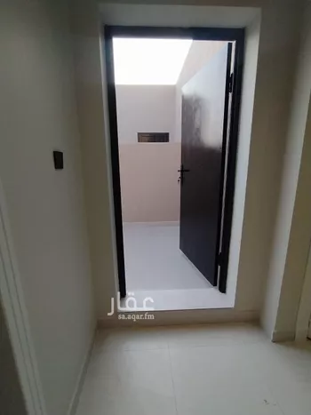 دور للبيع في شارع ابن جامع, حي الزهرة, مدينة الرياض, منطقة الرياض صورة 3
