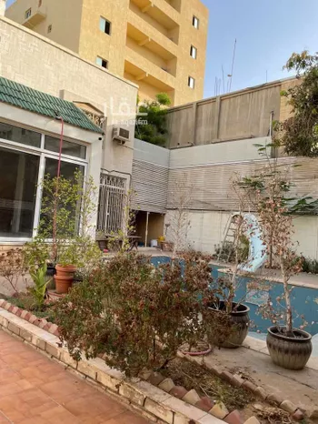 فيلا للبيع في شارع عبدالرحمن بن العباس, مدينة جدة, منطقة مكة المكرمة صورة 2